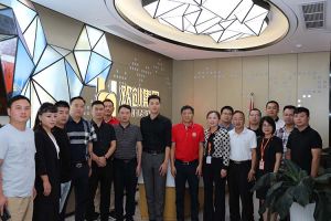 欢迎宜春市团委书记、商会及青企等一行领导莅临MK国际,MK（中国）一站式体育服务官方网站人力集团指导