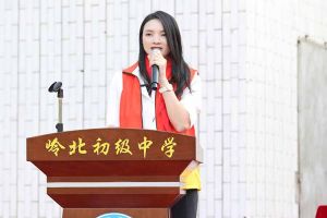 MK国际,MK（中国）一站式体育服务官方网站集团陈文舒一行到湛江爱心助学